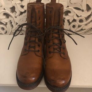 Frye Veronica Combat Boots Whiskey Size 7.5